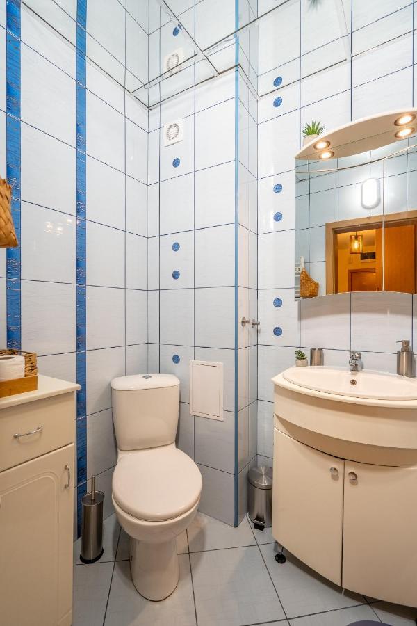 Premium Comfy 2Bdr Apt - Free Parking - Fast Wi-Fi Szófia Kültér fotó