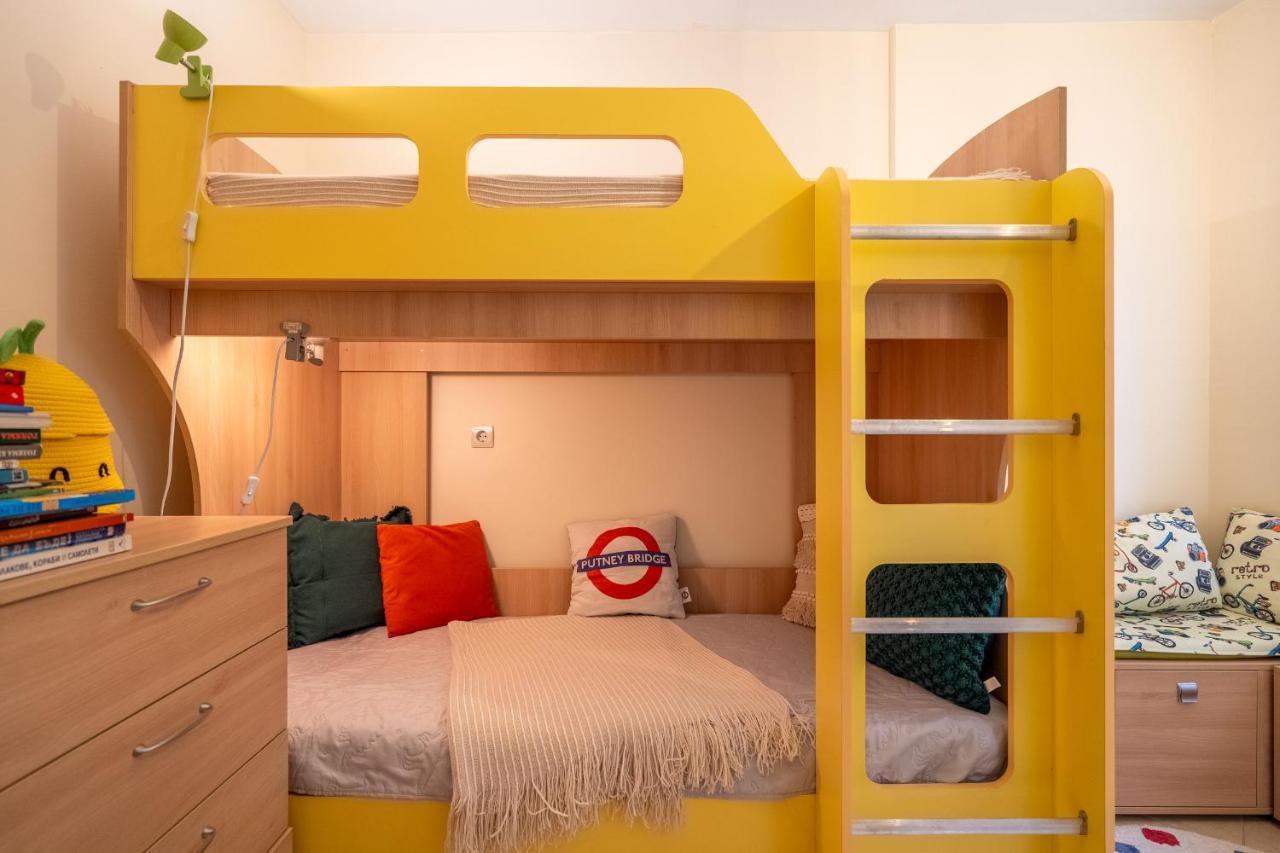 Premium Comfy 2Bdr Apt - Free Parking - Fast Wi-Fi Szófia Kültér fotó