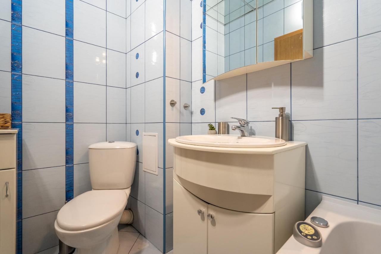 Premium Comfy 2Bdr Apt - Free Parking - Fast Wi-Fi Szófia Kültér fotó