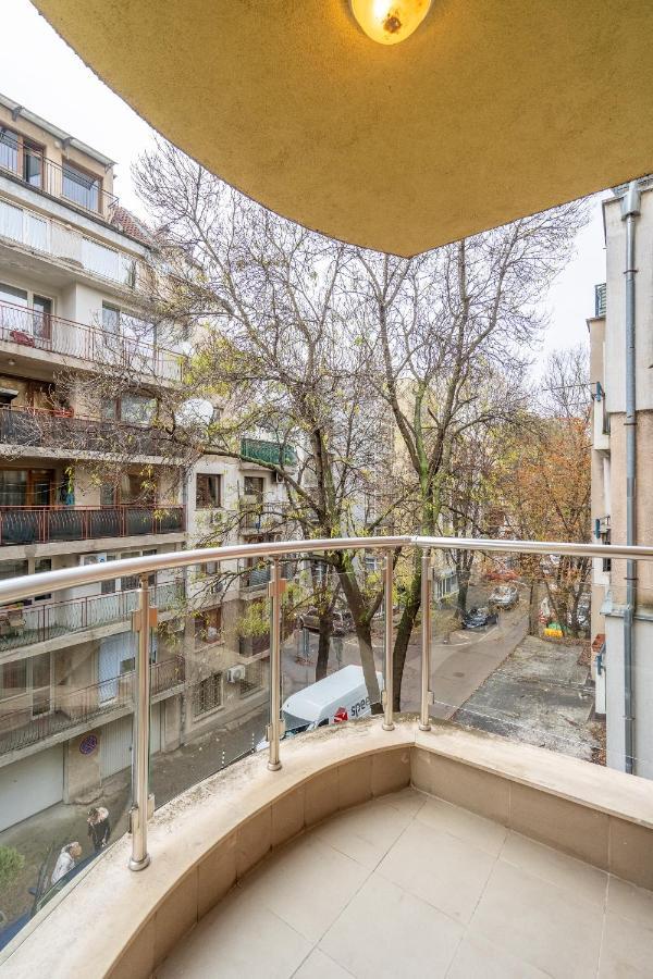 Premium Comfy 2Bdr Apt - Free Parking - Fast Wi-Fi Szófia Kültér fotó
