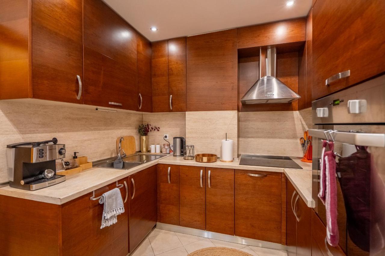 Premium Comfy 2Bdr Apt - Free Parking - Fast Wi-Fi Szófia Kültér fotó