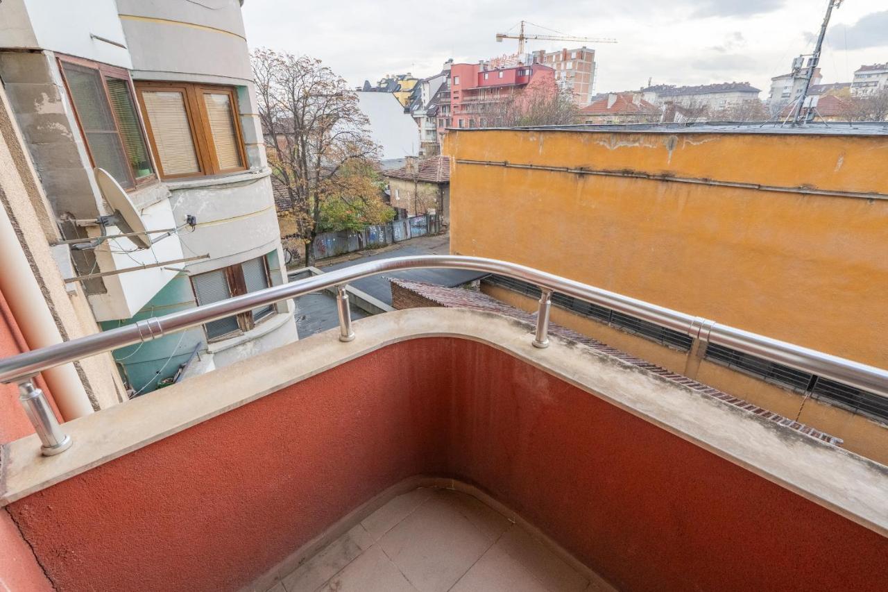 Premium Comfy 2Bdr Apt - Free Parking - Fast Wi-Fi Szófia Kültér fotó