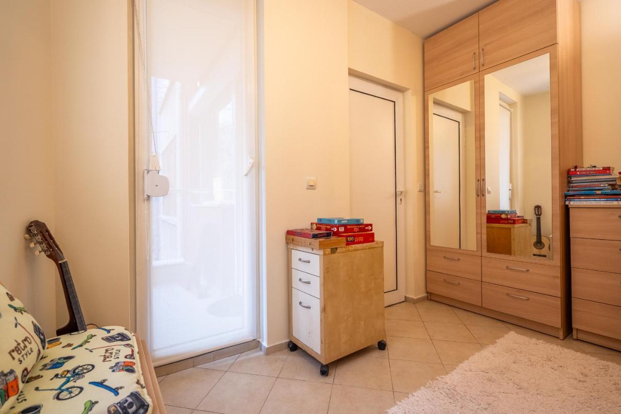 Premium Comfy 2Bdr Apt - Free Parking - Fast Wi-Fi Szófia Kültér fotó