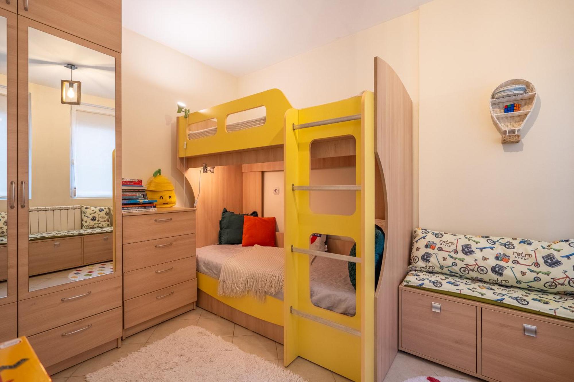 Premium Comfy 2Bdr Apt - Free Parking - Fast Wi-Fi Szófia Kültér fotó